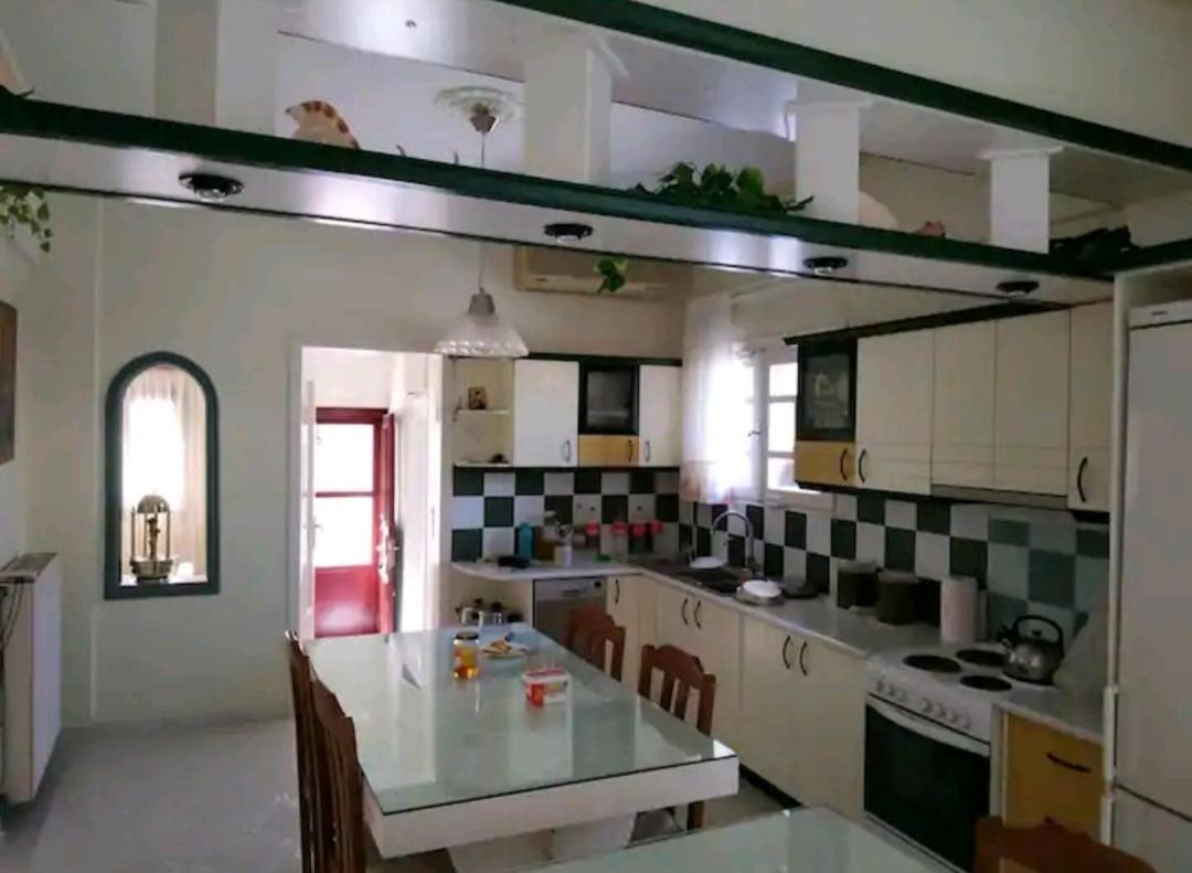Ioannis Apartment Megara Exterior photo
